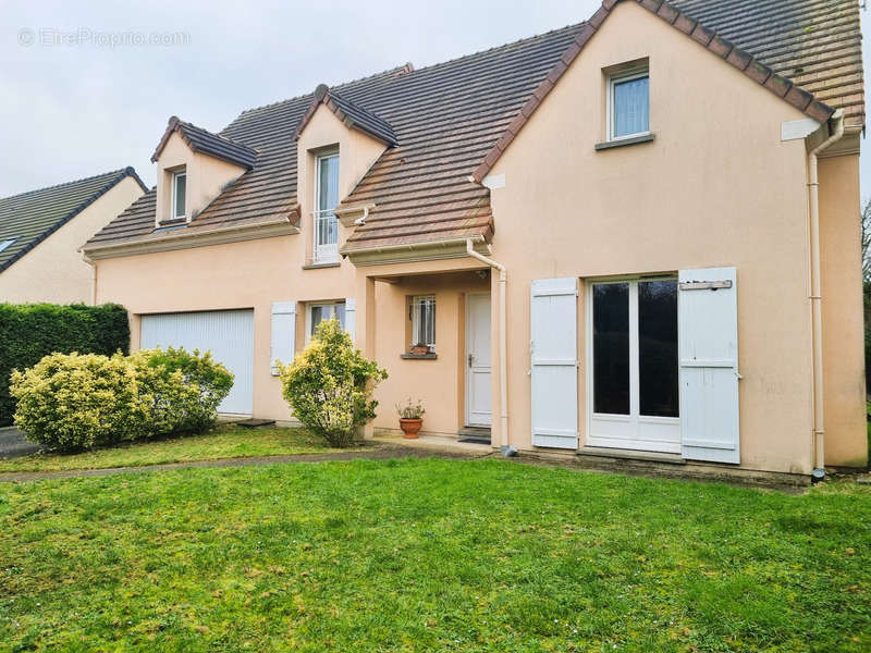 Maison à ARPAJON