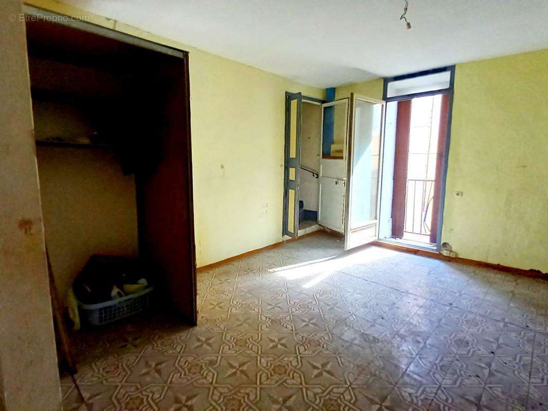 Appartement à NEZIGNAN-L&#039;EVEQUE