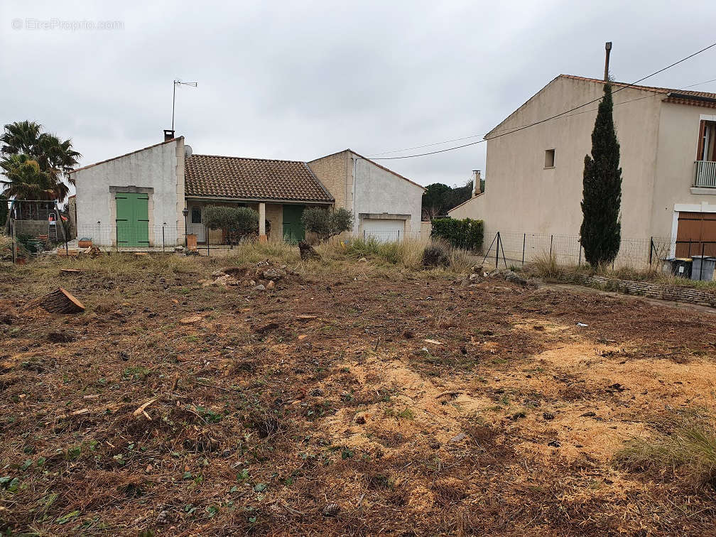 Terrain à MAUREILHAN