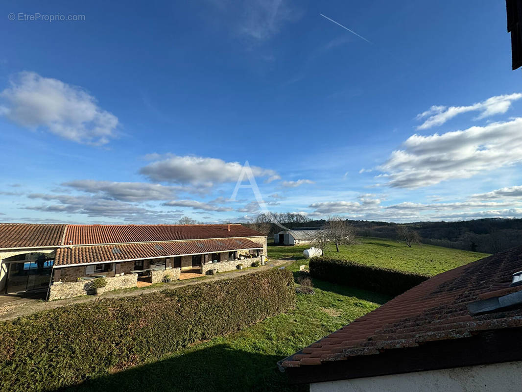 Maison à DURAVEL