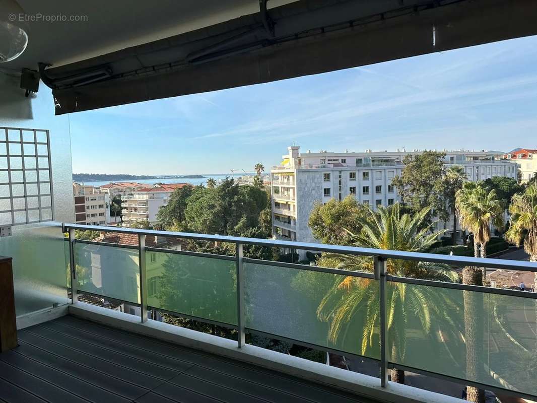 Appartement à CANNES