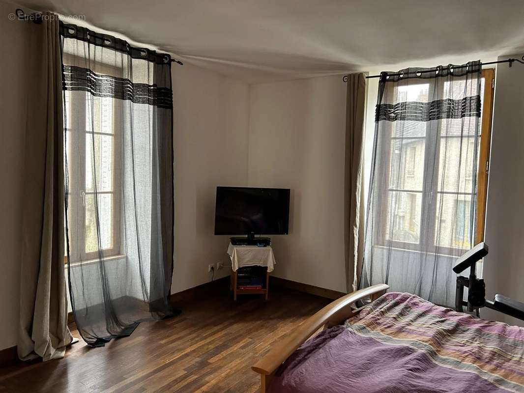 Appartement à CHAILLAC