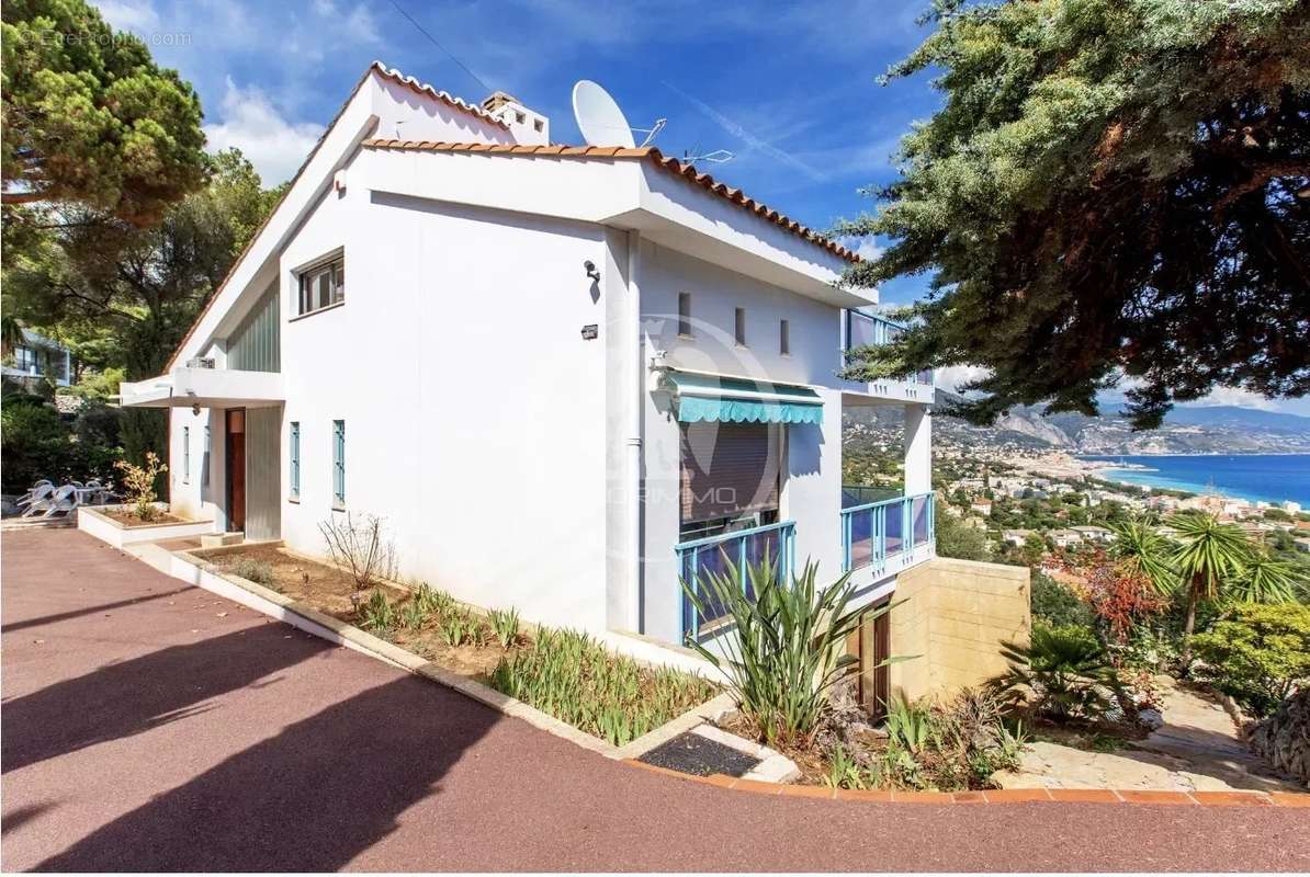 Maison à ROQUEBRUNE-CAP-MARTIN