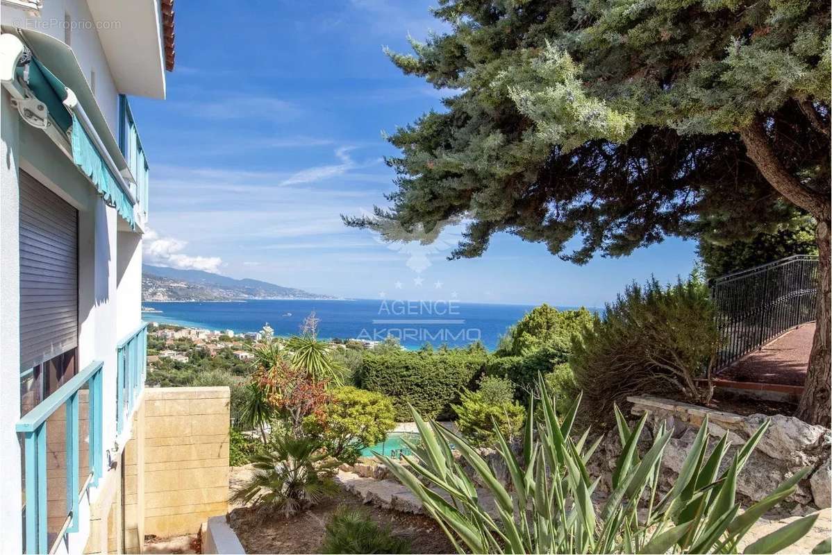 Maison à ROQUEBRUNE-CAP-MARTIN