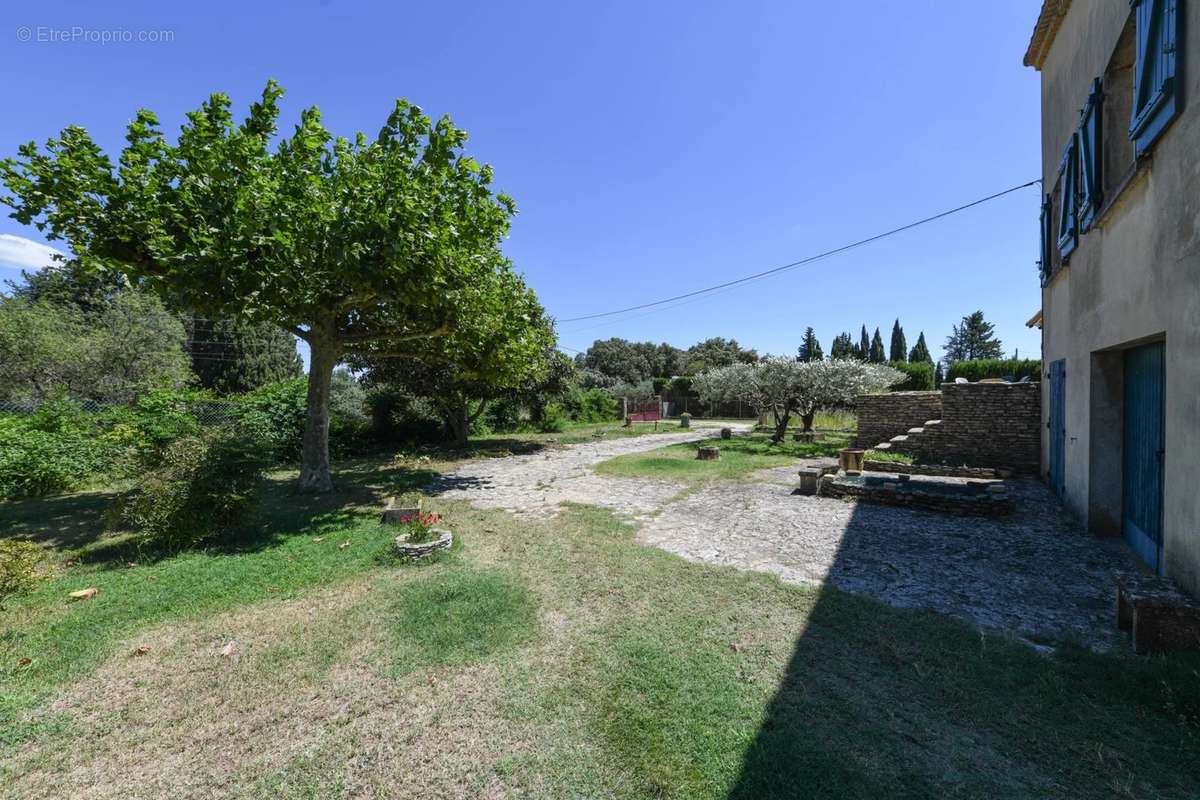 Maison à UZES