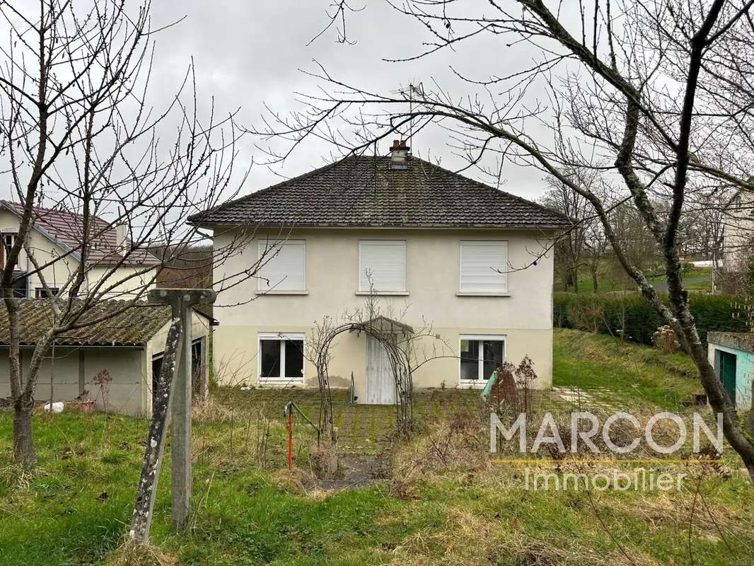 Maison à SAINT-AGNANT-DE-VERSILLAT