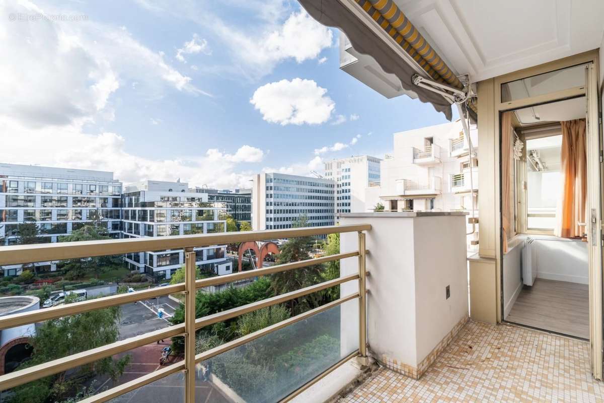 Appartement à LEVALLOIS-PERRET