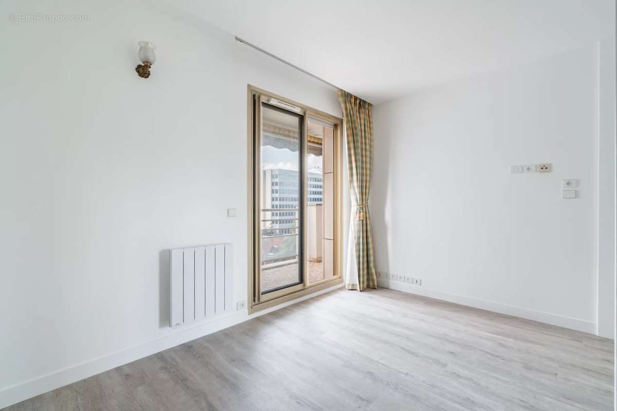 Appartement à LEVALLOIS-PERRET