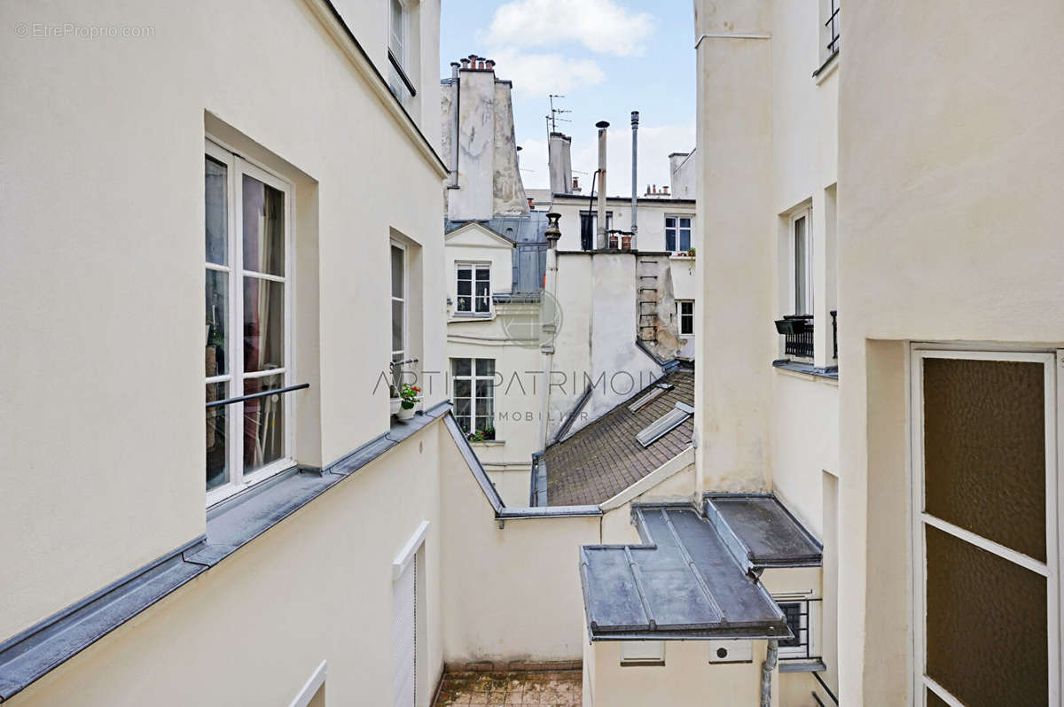 Appartement à PARIS-6E