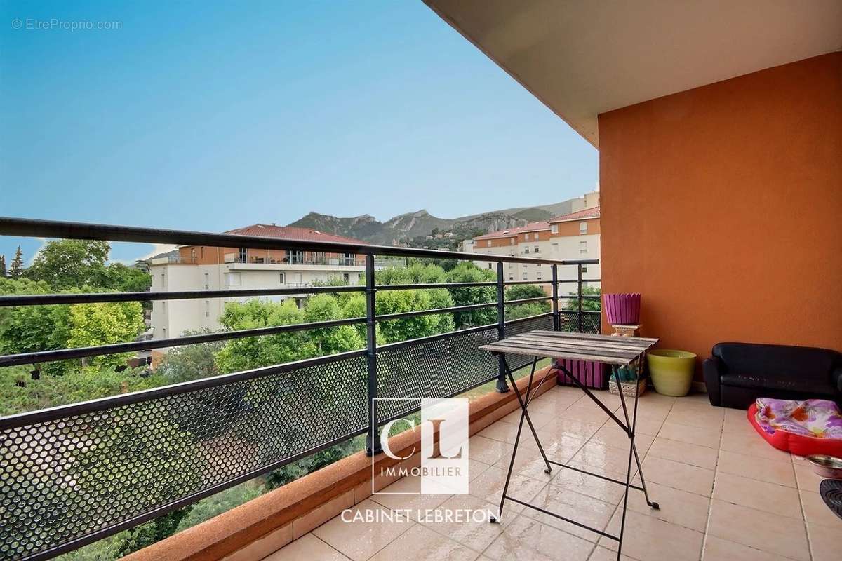 Appartement à MARSEILLE-11E