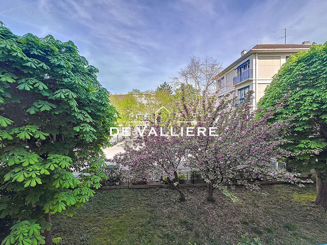 Appartement à RUEIL-MALMAISON