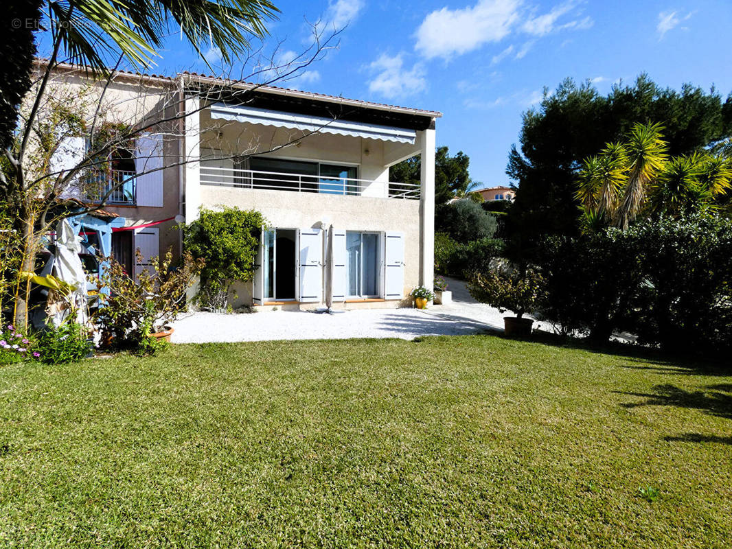 Maison à SANARY-SUR-MER