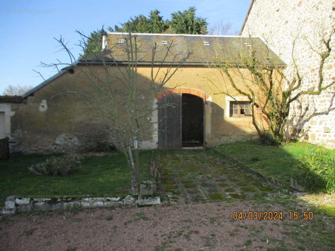 Maison à ARNAY-LE-DUC