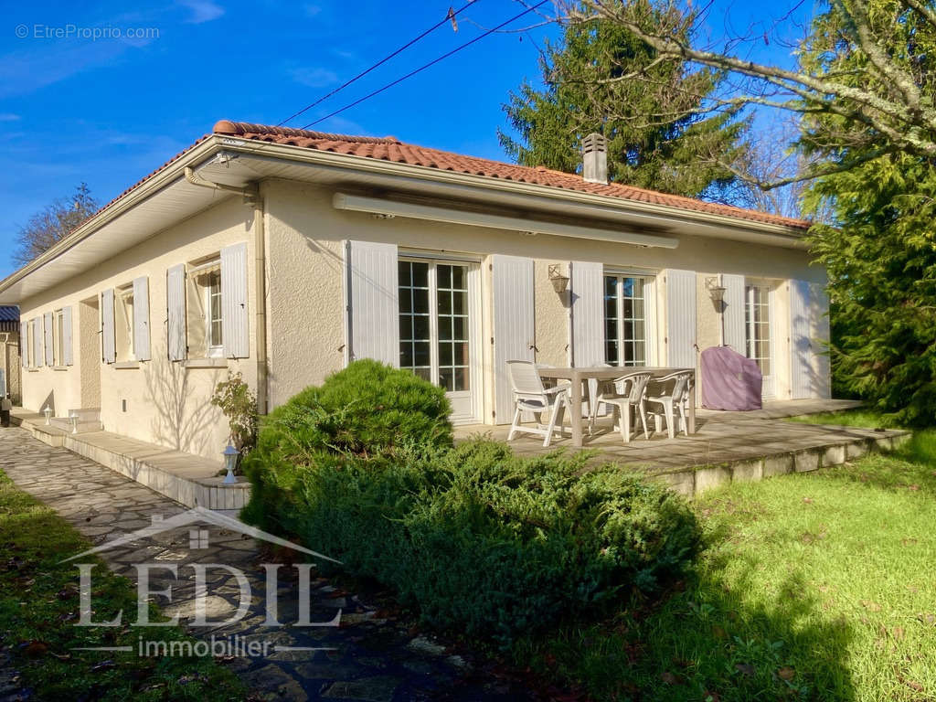 Maison à LE TAILLAN-MEDOC