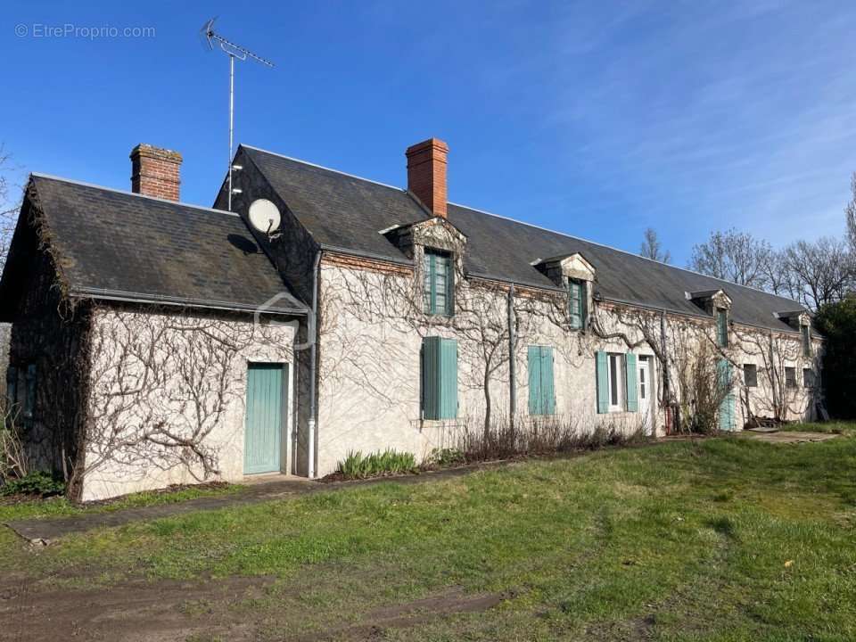 Maison à LA FERTE-SAINT-CYR