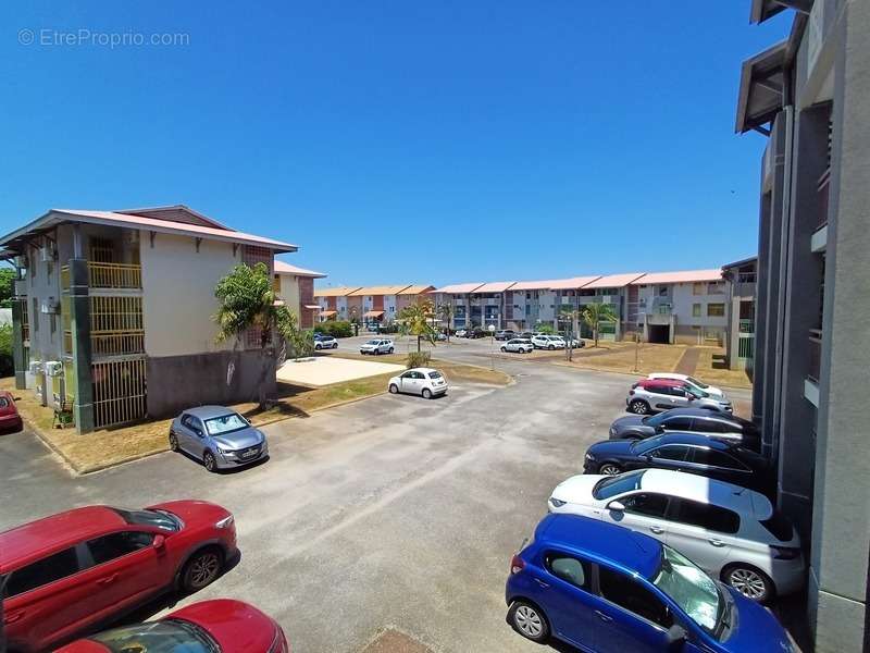 Appartement à KOUROU