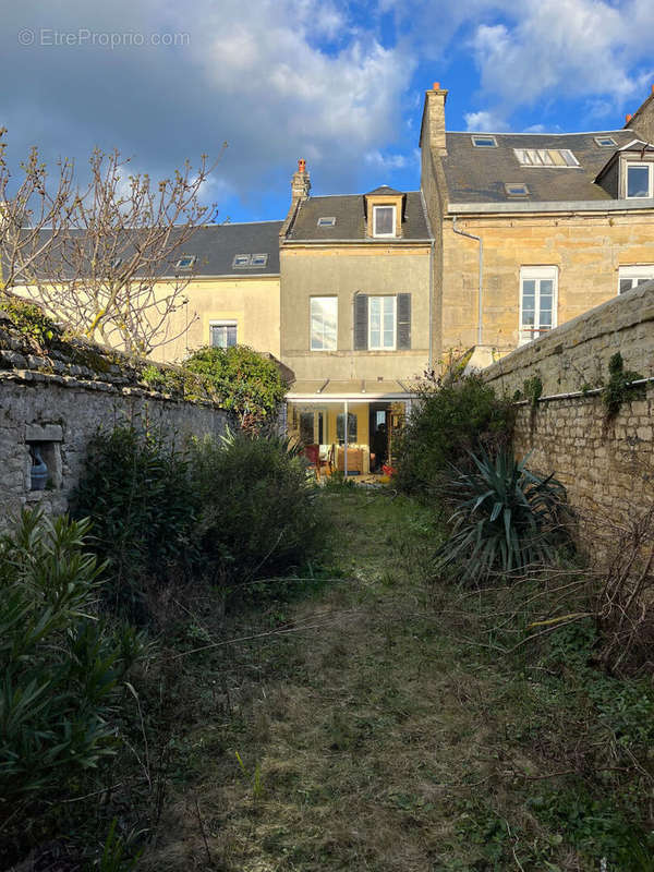 Maison à LUC-SUR-MER