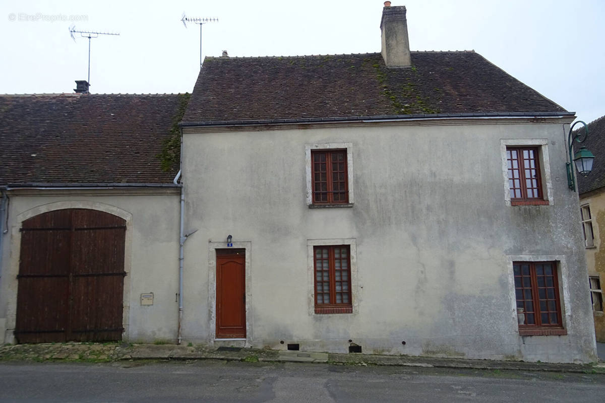 Maison à AUTHON-DU-PERCHE