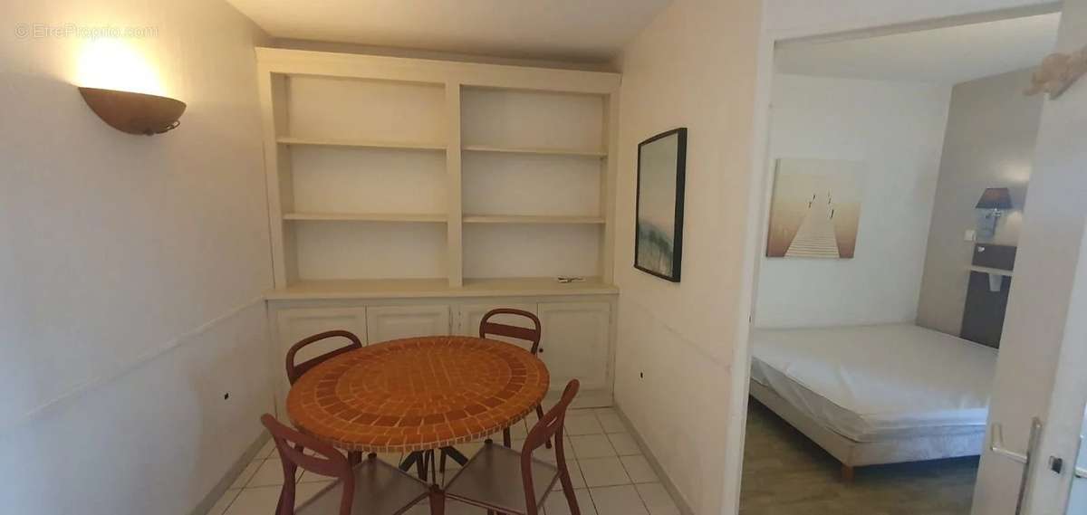 Appartement à VALLAURIS