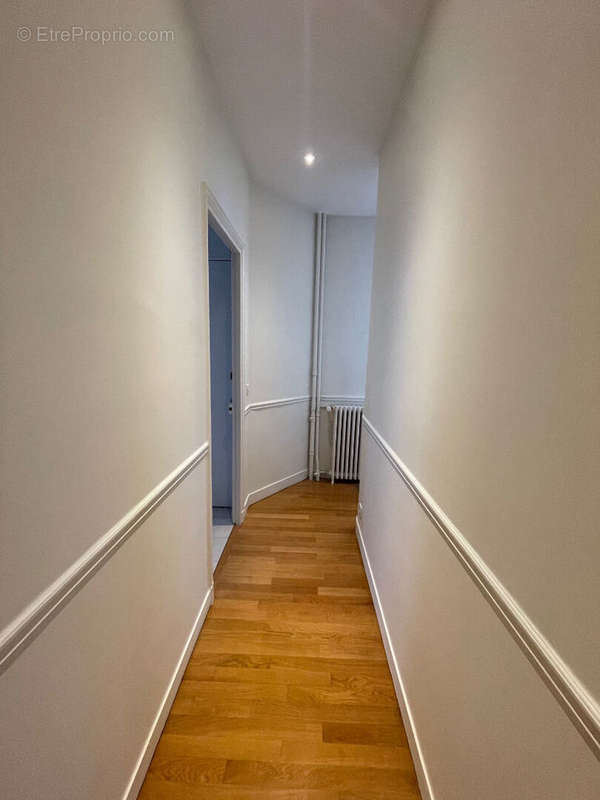 Appartement à PARIS-14E