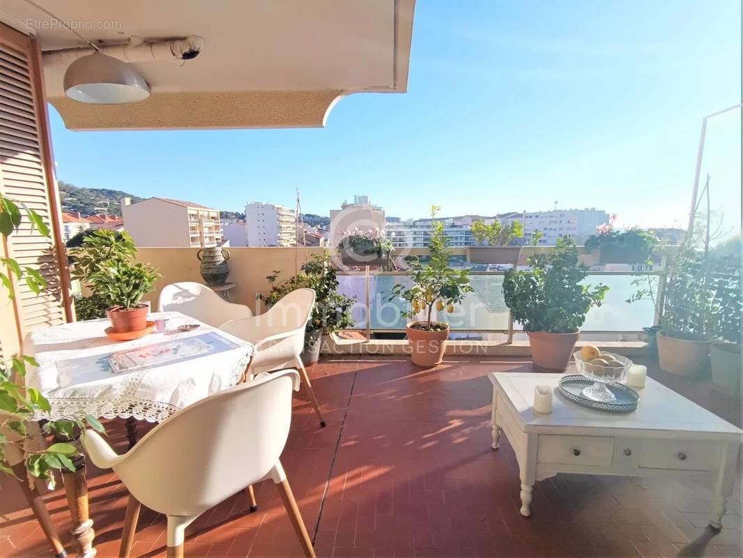 Appartement à CANNES