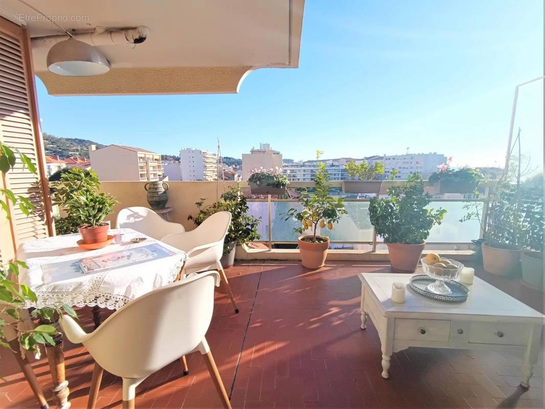 Appartement à CANNES