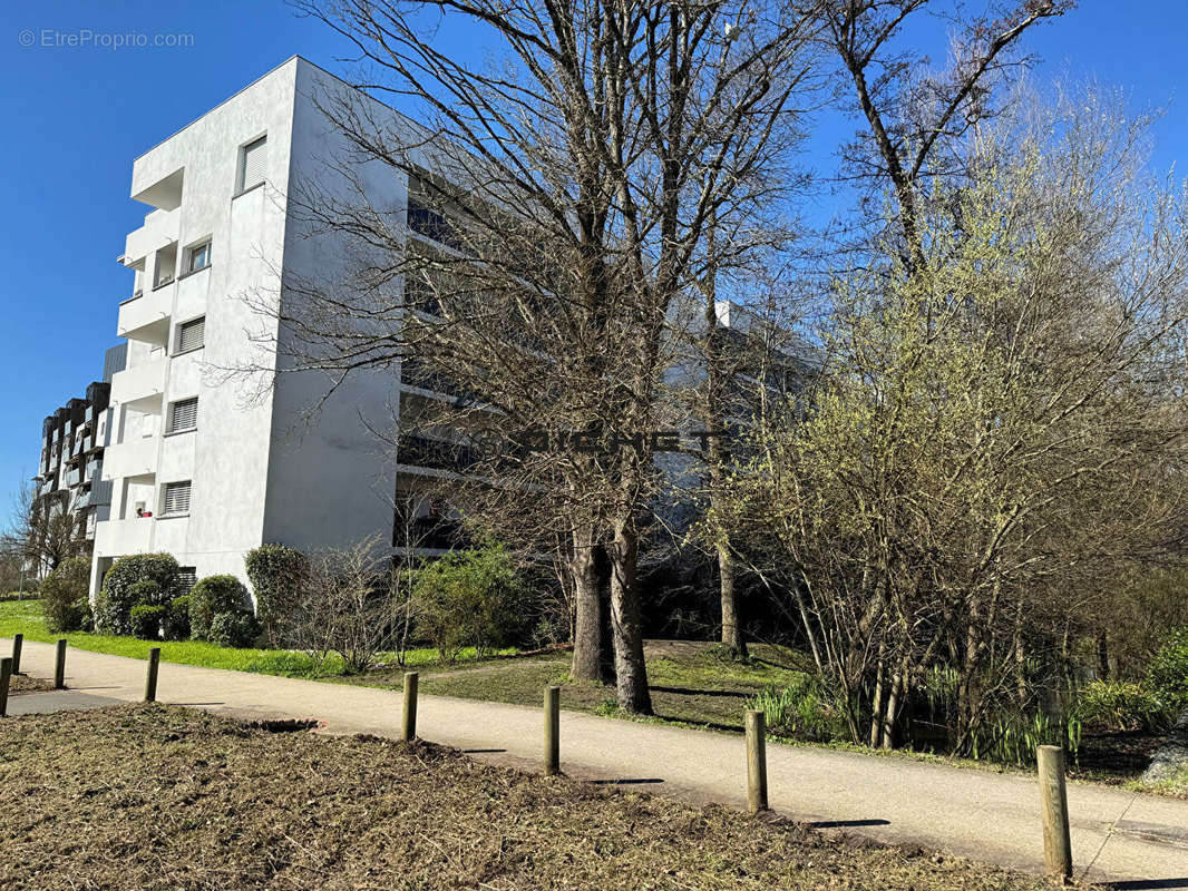 Appartement à BEGLES