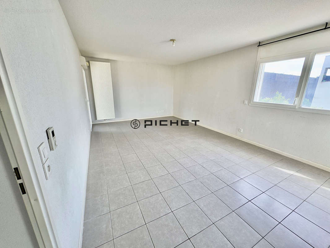 Appartement à BEGLES