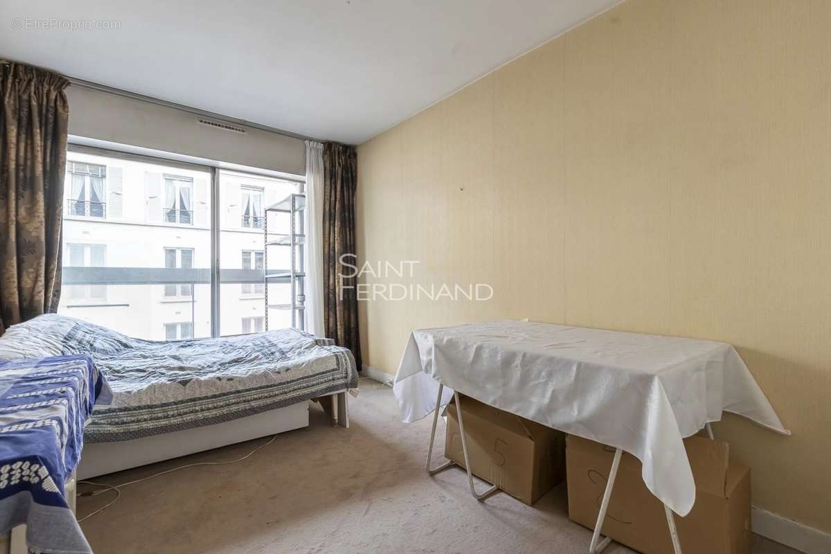 Appartement à PARIS-9E