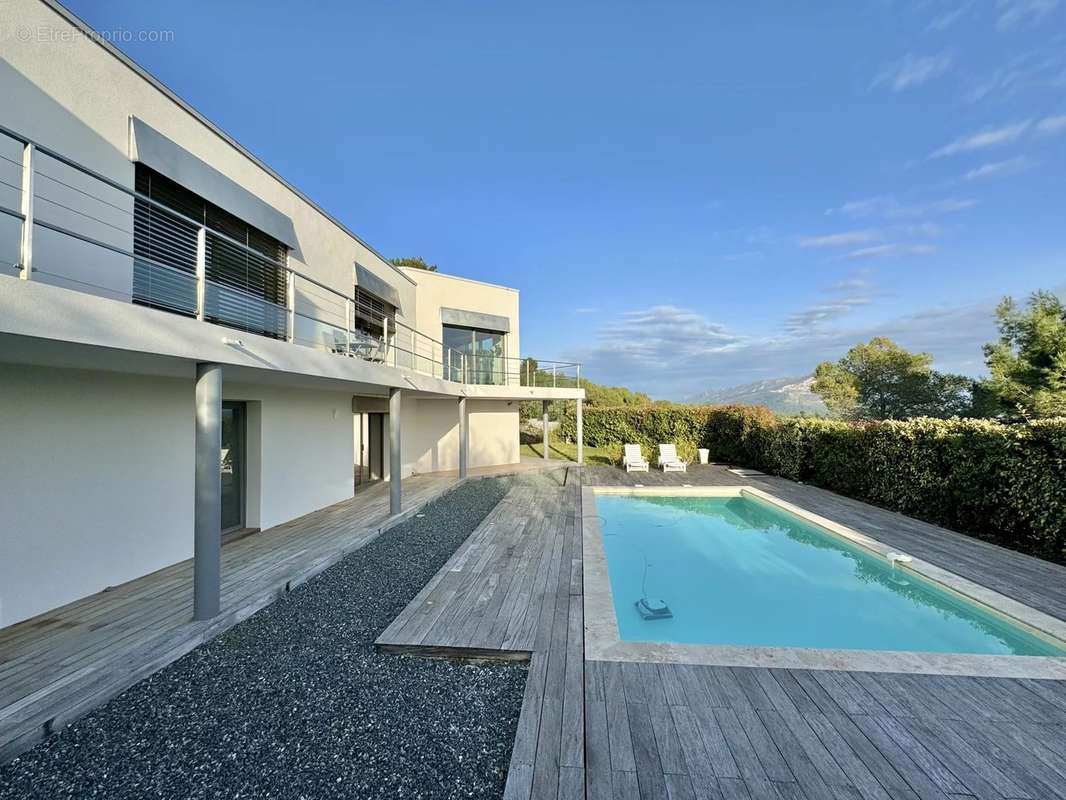 Maison à AIX-EN-PROVENCE