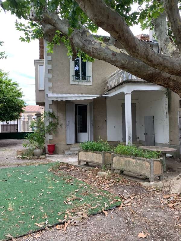 Maison à SAINT-GENIES-DE-MALGOIRES