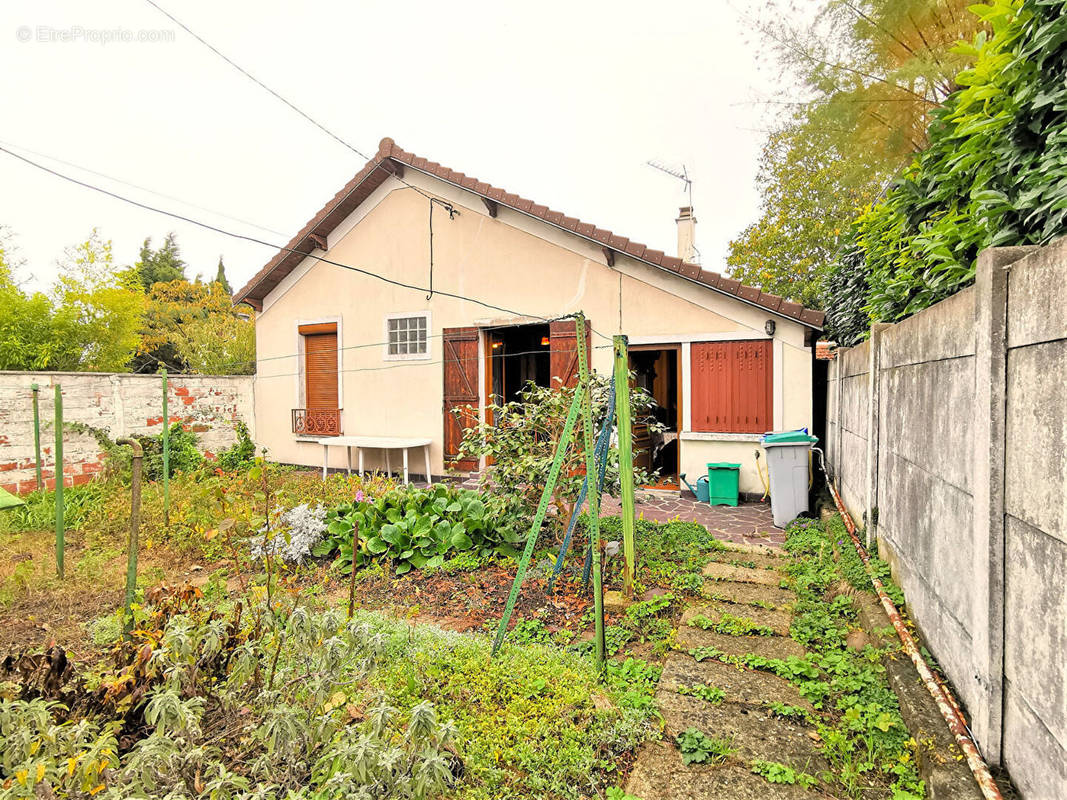 Maison à AULNAY-SOUS-BOIS