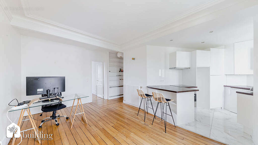 Appartement à NEUILLY-SUR-SEINE