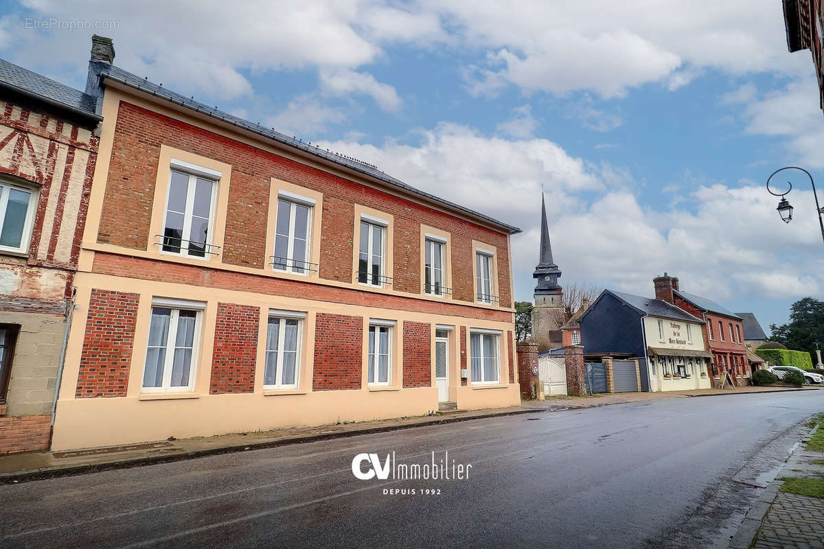 Maison à LE NEUBOURG