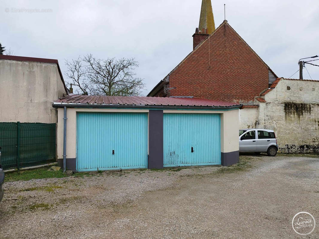 Maison à ESQUERDES