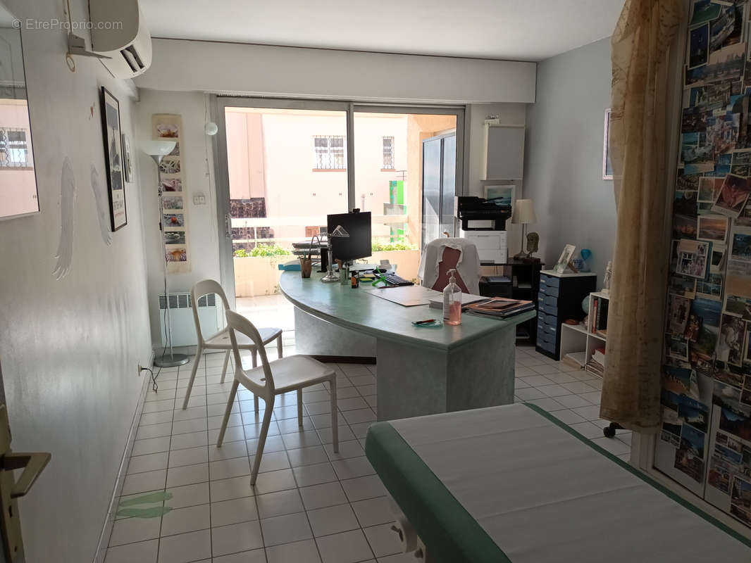 Appartement à BORMES-LES-MIMOSAS