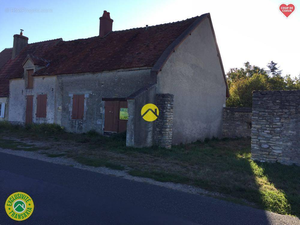 Maison à LA GUERCHE-SUR-L&#039;AUBOIS