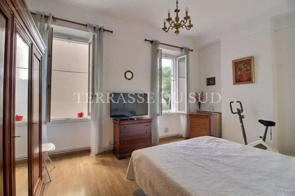 Appartement à MARSEILLE-10E