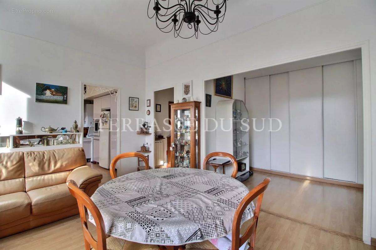 Appartement à MARSEILLE-10E