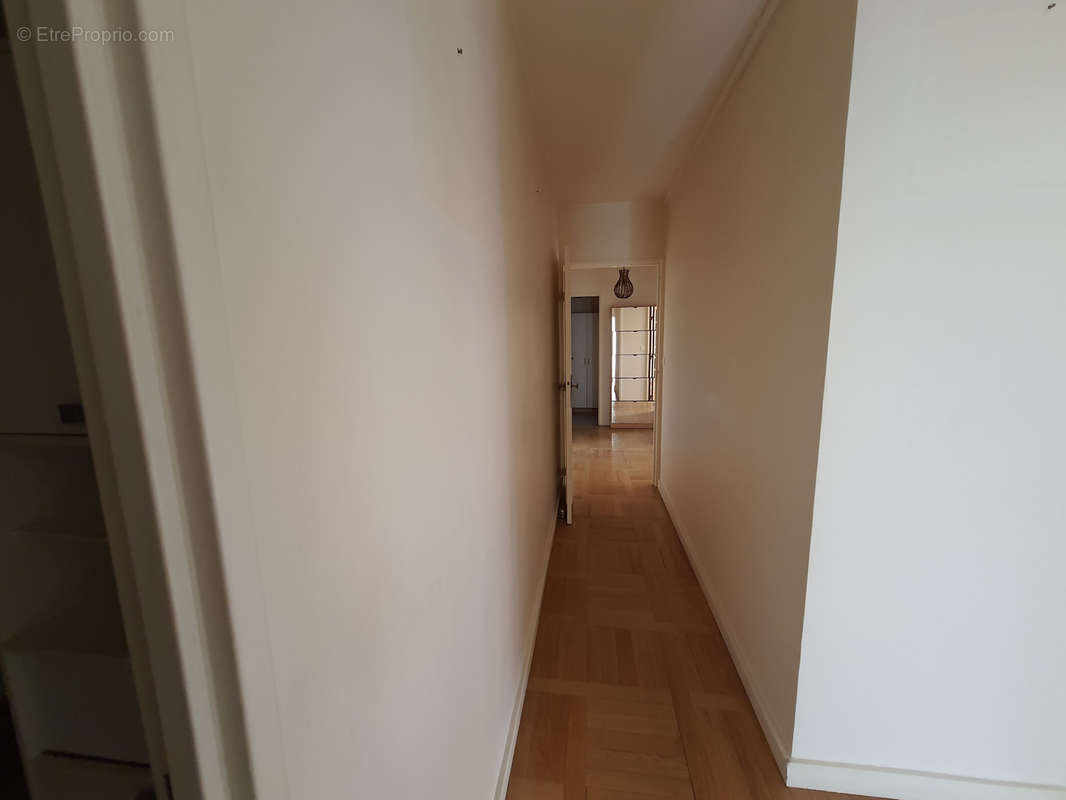 Appartement à MELUN