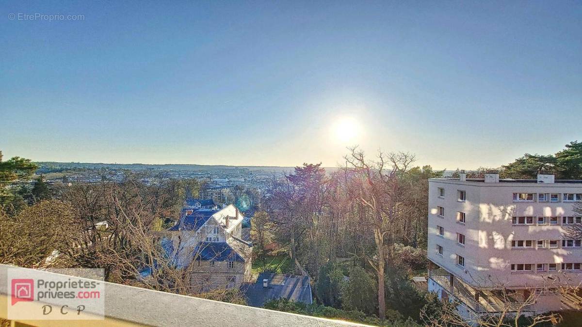 Appartement à VERSAILLES