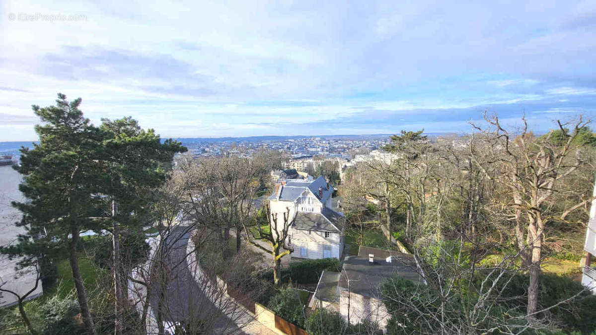 Appartement à VERSAILLES