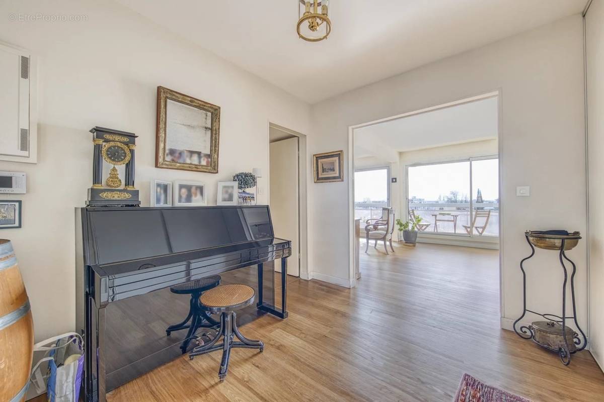 Appartement à BORDEAUX