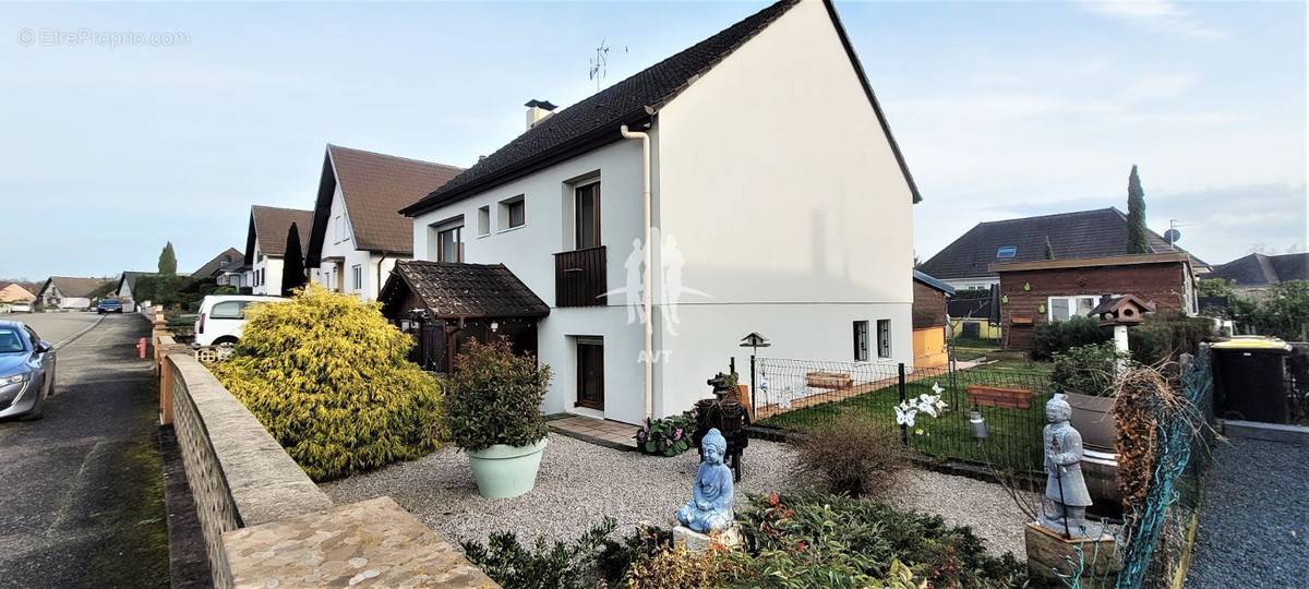 Maison à OBERHOFFEN-SUR-MODER