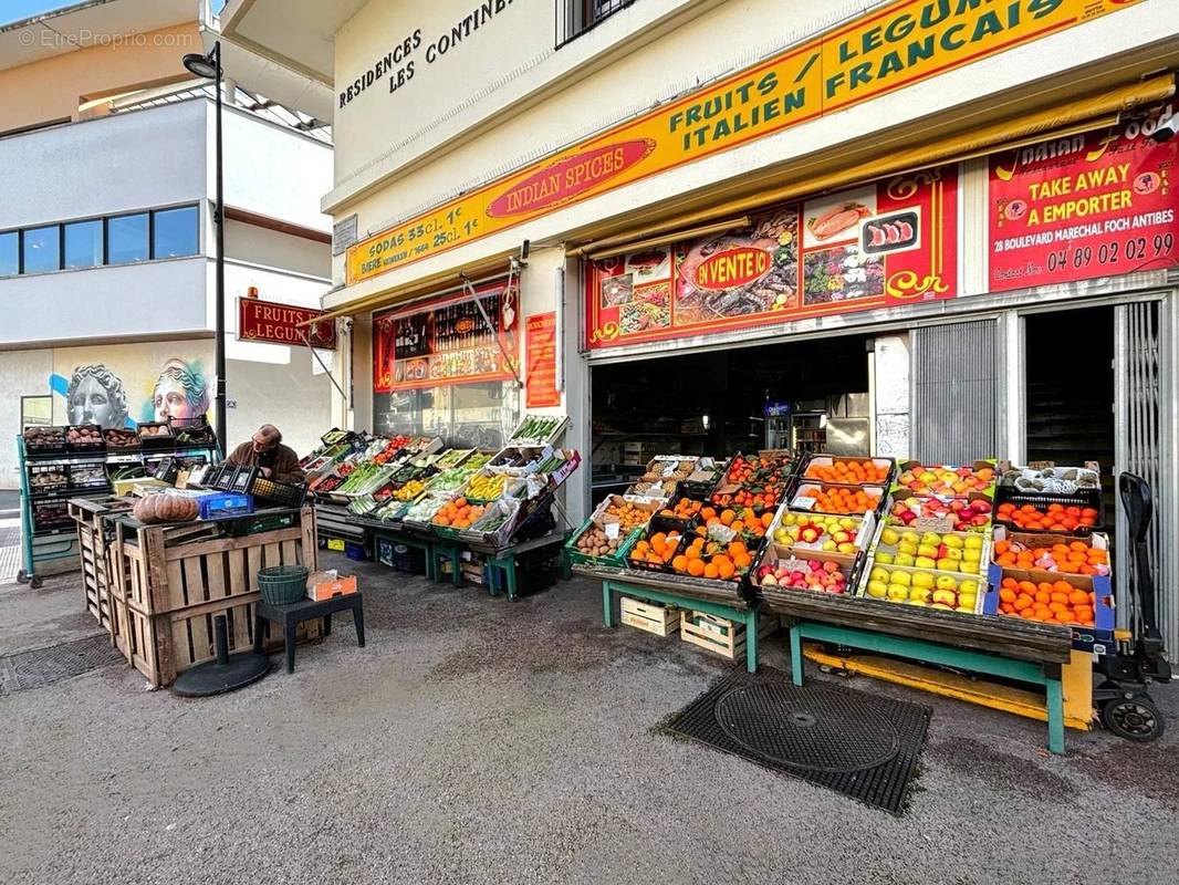 Commerce à ANTIBES