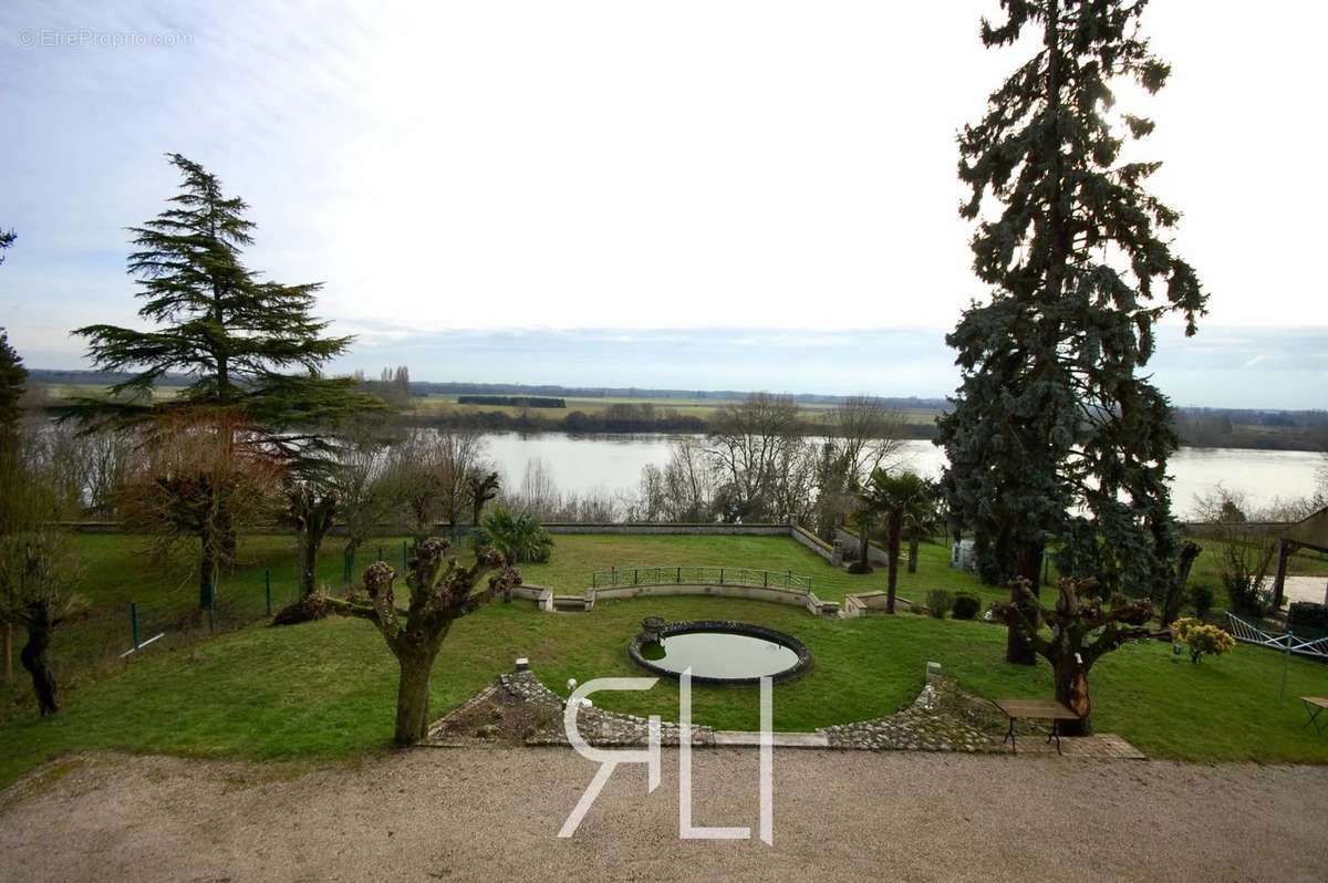 Maison à MEUNG-SUR-LOIRE