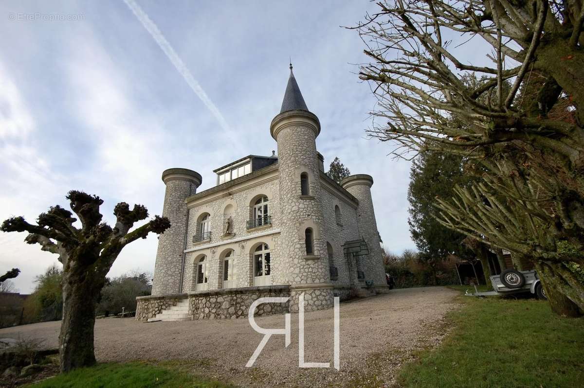 Maison à MEUNG-SUR-LOIRE