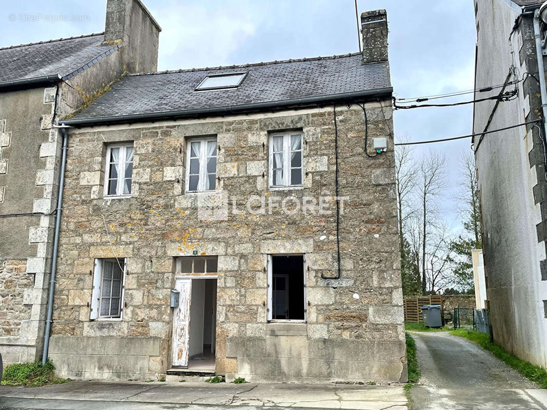 Maison à LE VIEUX-MARCHE