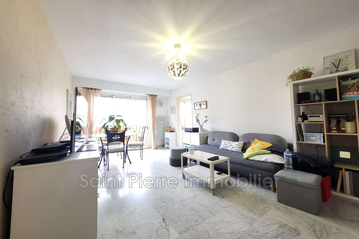 Appartement à CAGNES-SUR-MER