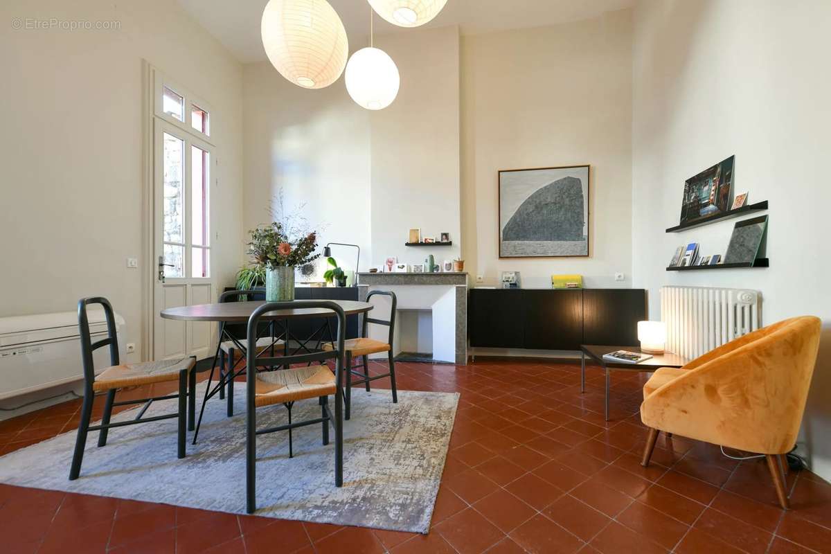 Appartement à UZES